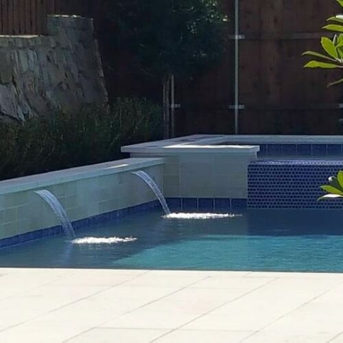 qd surfaces freska 16 24 3cm limestone pavers 12 24 5cm freska tumbled edge pool coping 12 12 honed tiles 2.jpg